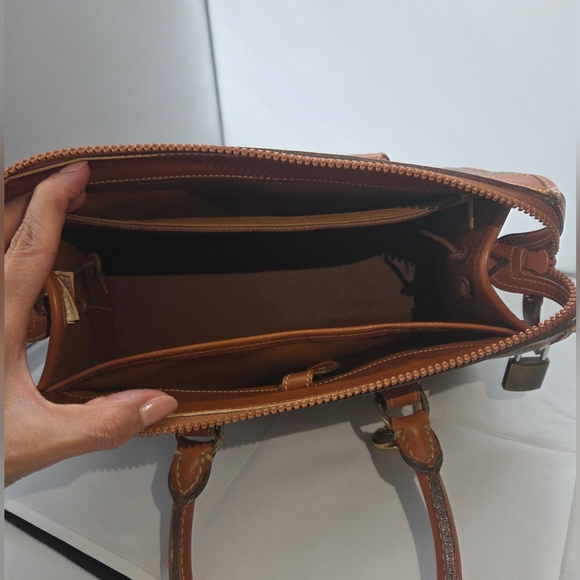 Dooney and Bourke Vintage Tan Leather Satchel - Picture 9 of 12